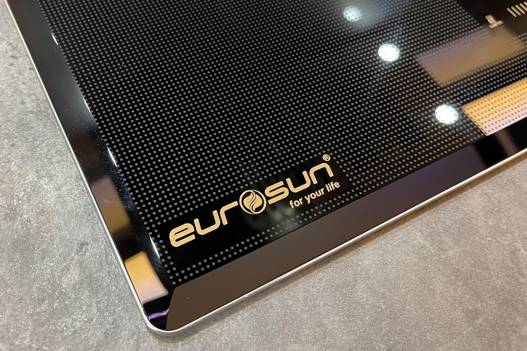 Bếp từ Eurosun EU-T710Pro Gold