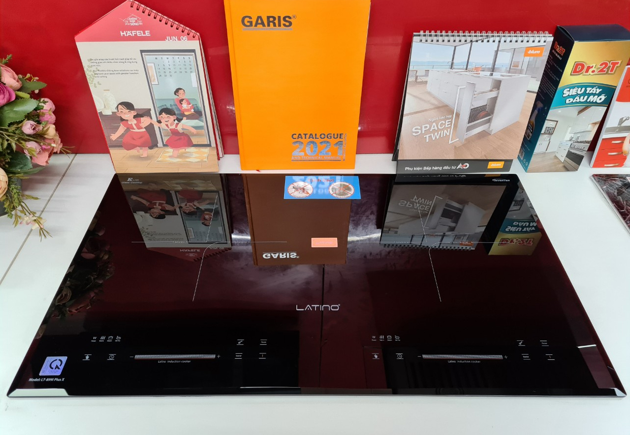 Hình ảnh thực tế - Bếp từ Latino LT-899I Plus X - Đang được bày bán tại showroom hsn.vn