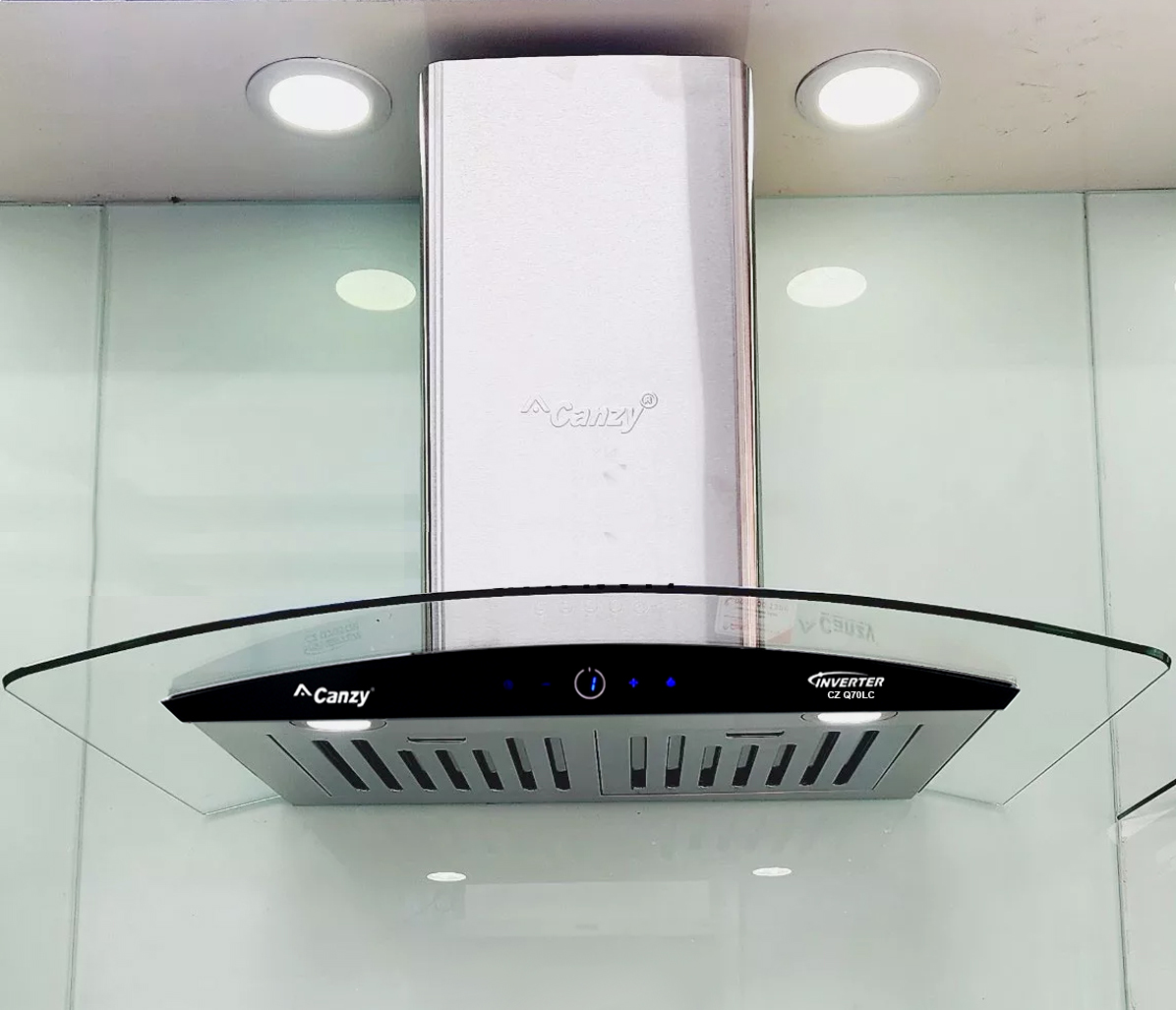 Máy hút mùi áp tường | Canzy CZ-Q70LC | 70cm | thiết kế sang trọng | hệ điều khiển cảm ứng siêu nhạy