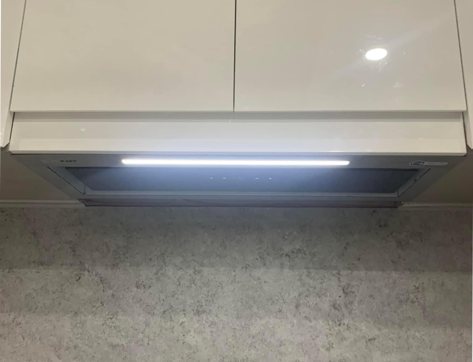 Máy hút mùi Kaff KF-BI90PR - Tiết kiệm điện năng và độ ồn không lớn