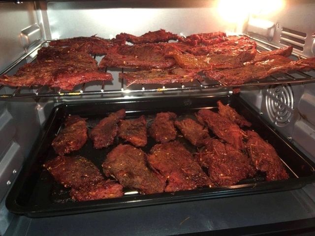 Cách làm thịt trâu khô bằng lò nướng