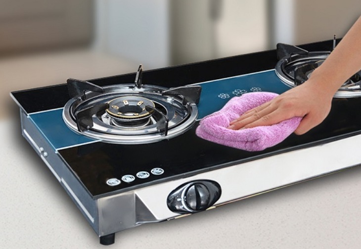 Cách vệ sinh và bảo quản mặt kính bếp gas