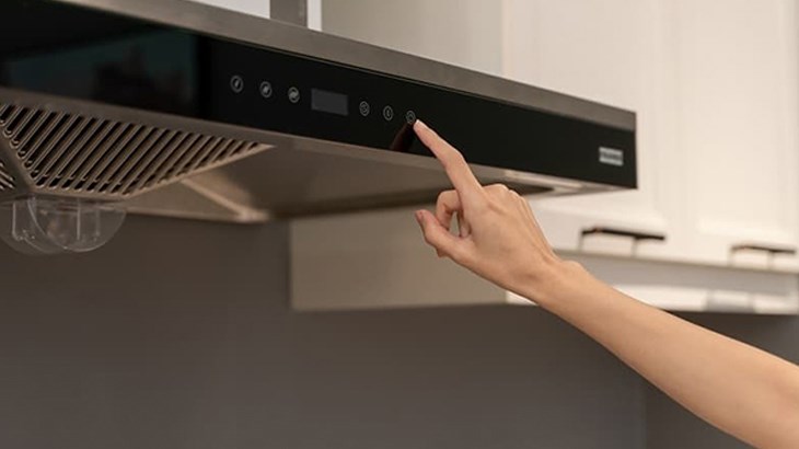 Tránh tắt máy ngay sau khi vừa nấu ăn xong gây lãng phí điện năng