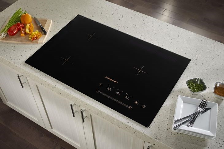 Bếp từ ba vùng nấu lắp âm Kangaroo KG836i thuộc một trong những thương hiệu uy tín đáng để sử dụng