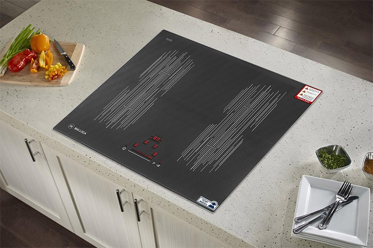 Bếp từ 4 vùng nấu lắp âm Malloca MI 594 LINEAR tích hợp bảng điều khiển cảm ứng trượt giúp bạn tùy chọn 9 mức gia nhiệt dễ dàng
