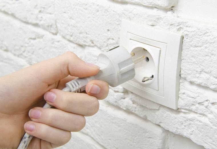 Nguyên nhân máy giặt bị rò rỉ điện