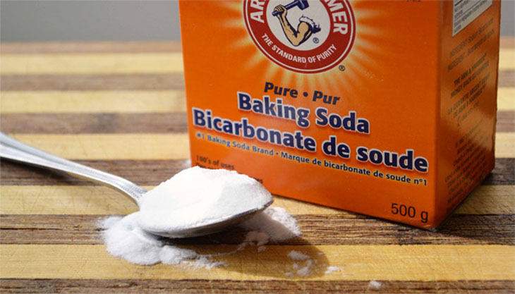 Baking soda Baking soda giúp khử mùi, hỗ trợ diệt khuẩn tủ lạnh