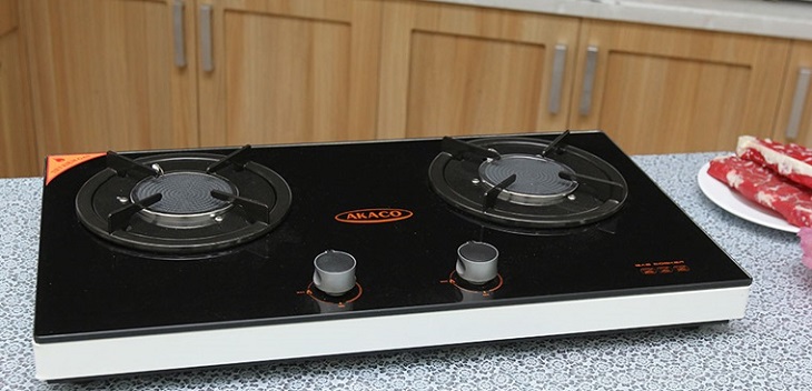 Chọn bếp gas hồng ngoại dựa trên chất liệu của mặt bếp với chất lượng chắc chắn như kính cường lực