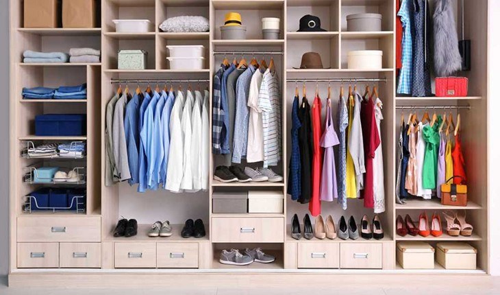 Bạn nên sử dụng viên chống thấm trong tủ quần áo để ngăn nấm mốc xuất hiện