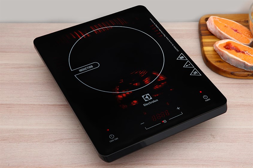 Bếp từ Electrolux ETD29MKC có kiểu dáng nhỏ gọn, phù hợp với nhiều không gian bếp