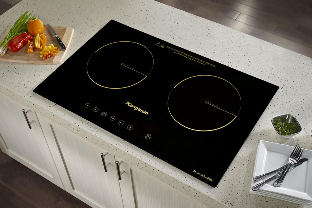 Bếp từ hồng ngoại lắp âm Kangaroo KG499N kết hợp tiện lợi giữa vùng nấu từ và hồng ngoại.