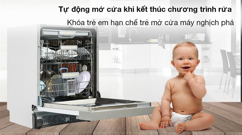 Máy rửa chén bán âm Hafele HDW-HI60C (533.23.120) có cửa tự động giúp tiết kiệm năng lượng hiệu quả