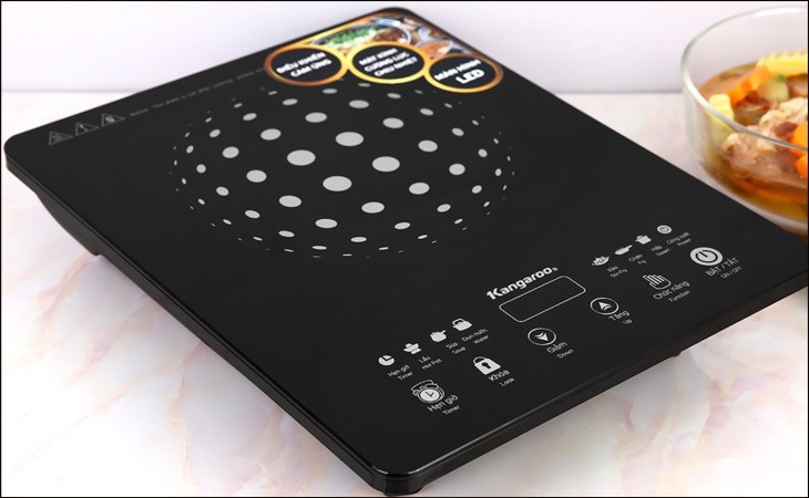 Mặt bếp từ Kangaroo KG18IH1 được làm bằng chất liệu Crystallite nên có độ sáng bóng cao, giúp làm đẹp không gian bếp