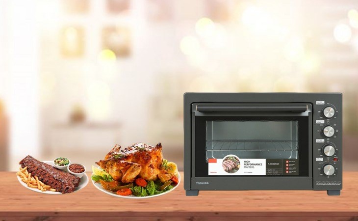 Lò nướng Toshiba TL-MC40EZF(GR) 40 lít có xiên quay, đáp ứng nhu cầu nướng gà, quay vịt