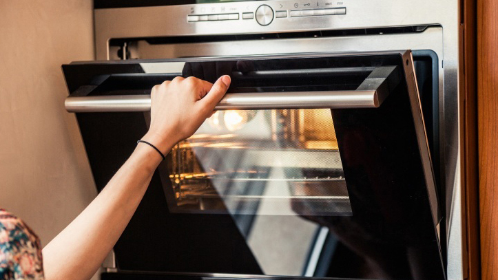 lỗi sử dụng lò nướng