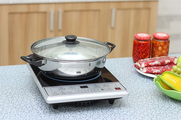 Vì sao nên mua bếp từ để nấu ăn?