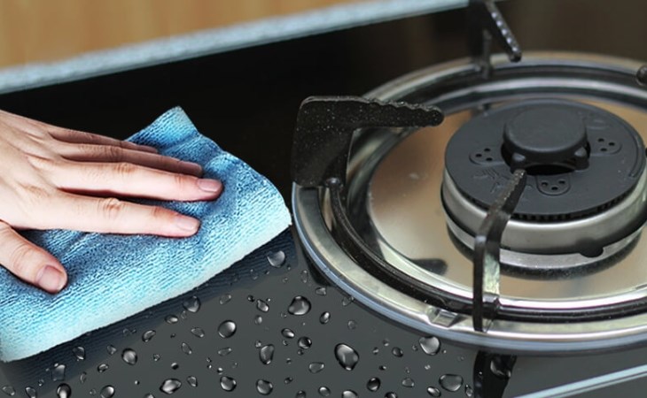 Bạn nên vệ sinh bếp ga sau khi nấu để đảm bảo bếp hoạt động ổn định