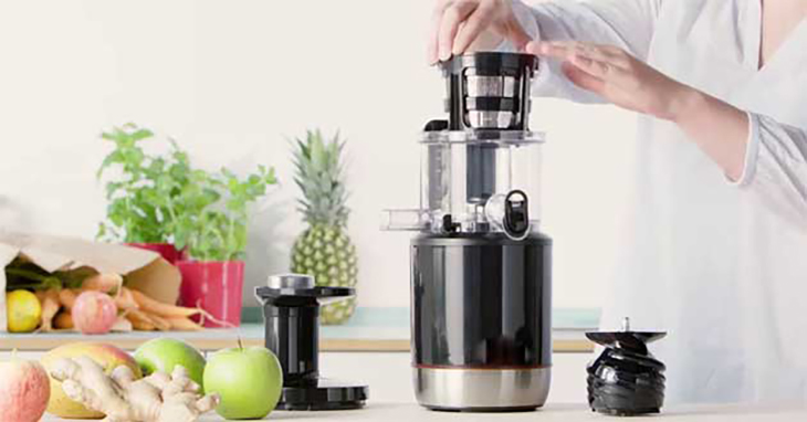 áy ép chậm của Hafele có thiết kế nhỏ gọn, hoạt động dựa trên nguyên lý của lực ép chậm