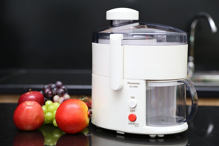 Máy ép trái cây Panasonic được trang bị những chức năng an toàn, tiện lợi