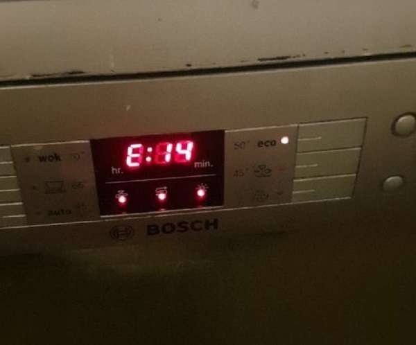 Máy rửa bát  báo lỗi E14 Máy rửa bát  báo lỗi E14