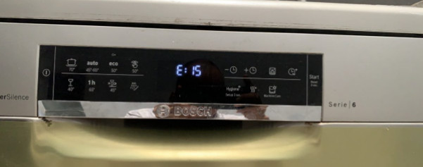 Máy rửa bát báo lỗi E15 Máy rửa bát báo lỗi E15