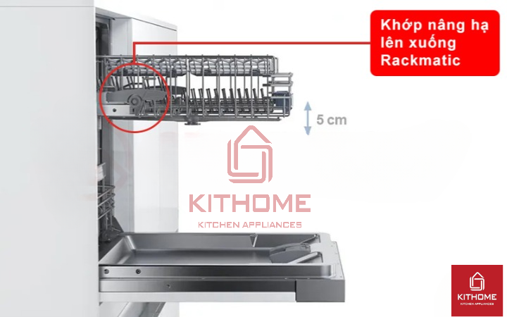​    ​Hệ thống giỏ chứa Max Flex Pro rộng rãi kết hợp giàn rửa thứ 3 VarioDrawer cùng hệ thống nâng hạ Rackmatic