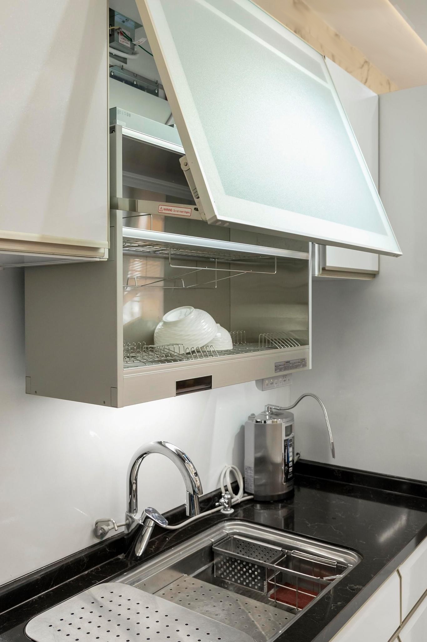 Tủ bát đĩa nâng hạ điện có sấy khô Garis Megkel ML06.9H – Giải pháp tối ưu cho căn bếp hiện đại 11 Giá bát đĩa nâng hạ điện có sấy khô Garis | Megkel ML06.9H