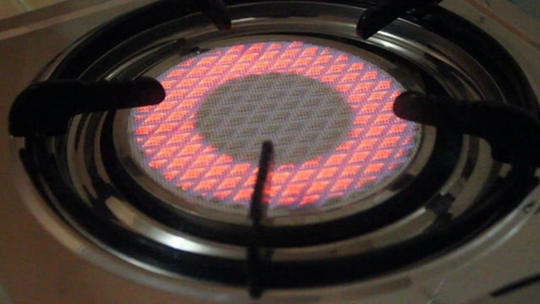 Bếp gas hồng ngoại có gì mà khiến hàng triệu gia đình Việt tin dùng?