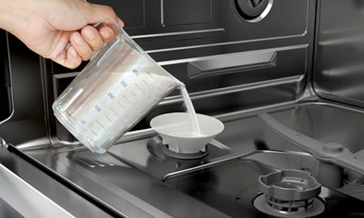 Muối Máy Rửa Bát Hết Có Sao Không? Cách Thêm Muối Đúng Chuẩn Để Bảo Vệ Máy 2025