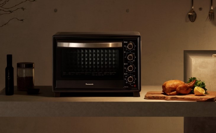 Lò nướng Panasonic NB-H3801KRA 38 lít thiết kế hiện đại, làm đẹp không gian bếp