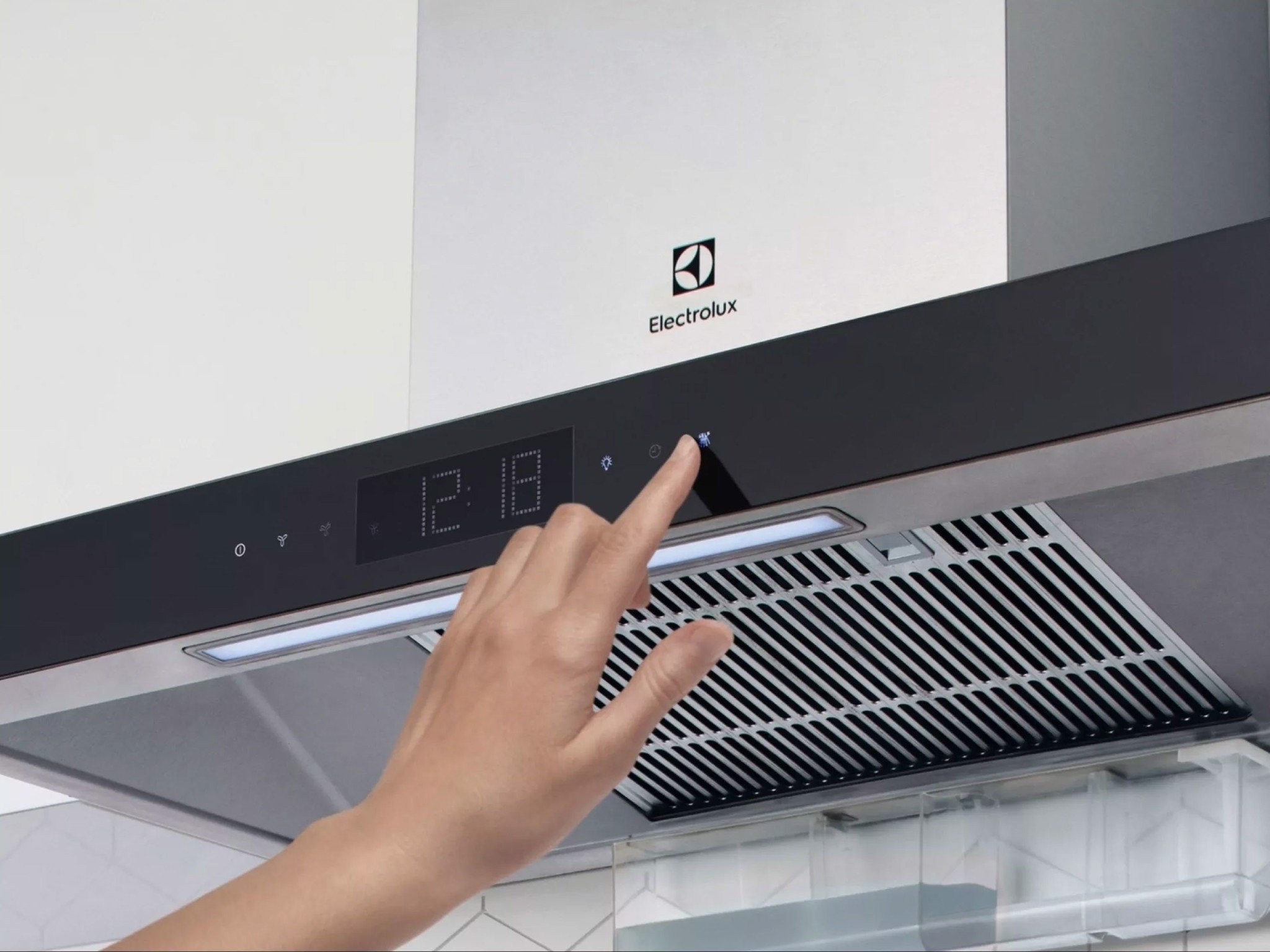Hướng Dẫn Sử Dụng Máy Hút Mùi Electrolux Đúng Cách Giúp Tiết Kiệm Điện Và Tăng Tuổi Thọ 2025