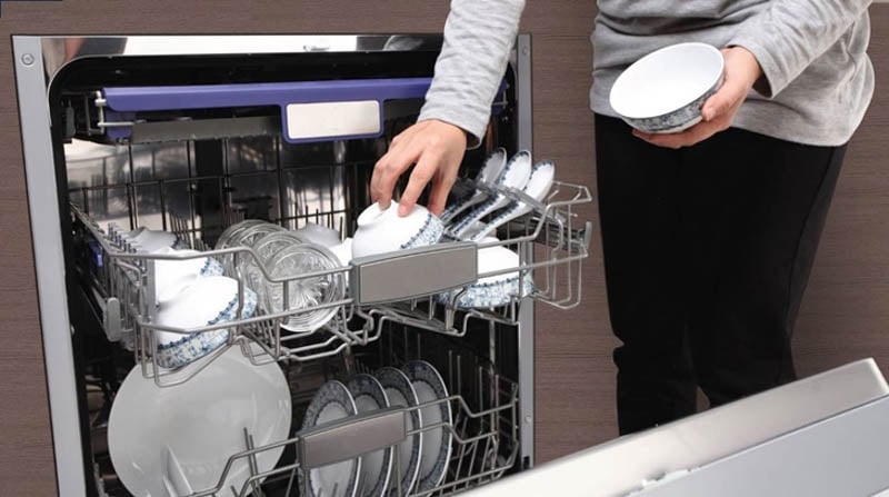 Máy Rửa Bát Loại Nào Tốt? Top 3 Máy Rửa Chén Tốt Nhất 2025 Cho Gia Đình Việt