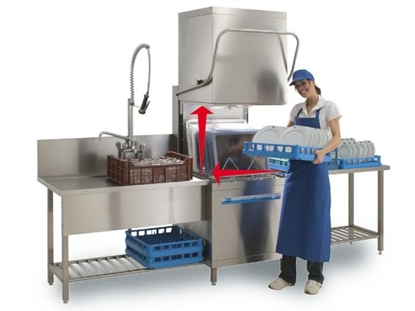 Máy rửa chén bát công nghiệp là gì? Cấu tạo và công dụng khiến bạn phải “wow”